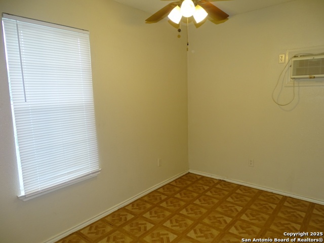 Image 13 of 20 For 1016 Blanco Rd.  203