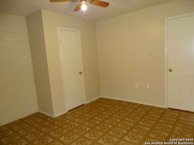 Image 17 of 20 For 1016 Blanco Rd.  203
