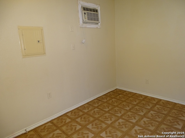 Image 6 of 20 For 1016 Blanco Rd.  203