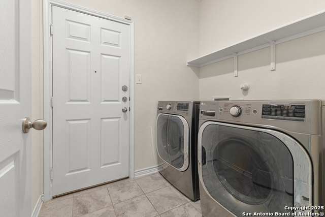 Image 29 of 34 For 14626 Jocasta