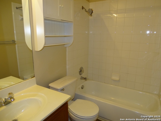 Image 35 of 40 For 7226 Horizon Star