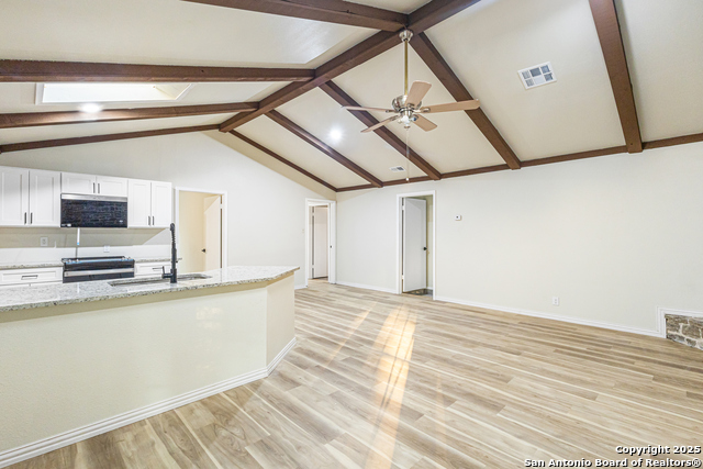 Image 19 of 31 For 5914 Forest Mill St