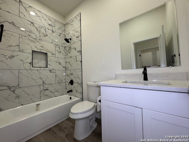 Image 11 of 35 For 664 Rolling Hills