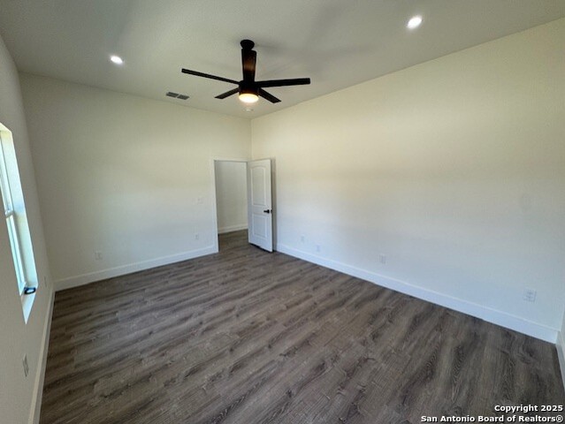 Image 18 of 35 For 664 Rolling Hills