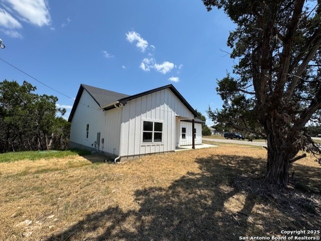 Image 2 of 35 For 664 Rolling Hills