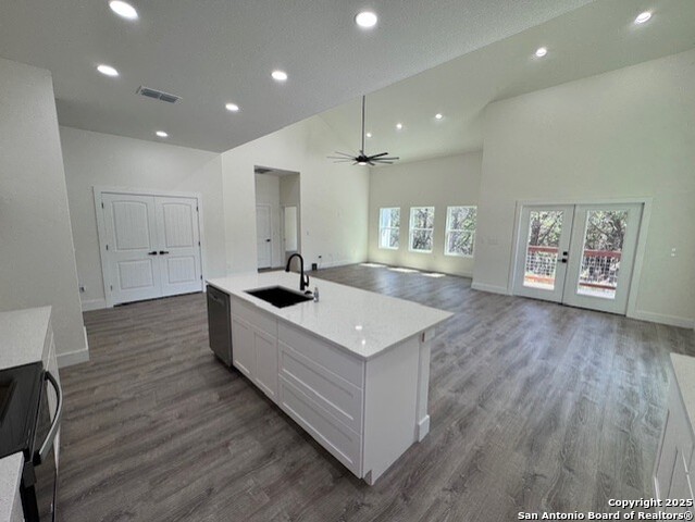 Image 27 of 35 For 664 Rolling Hills