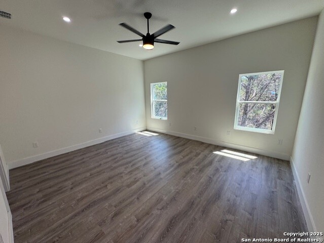 Image 29 of 35 For 664 Rolling Hills