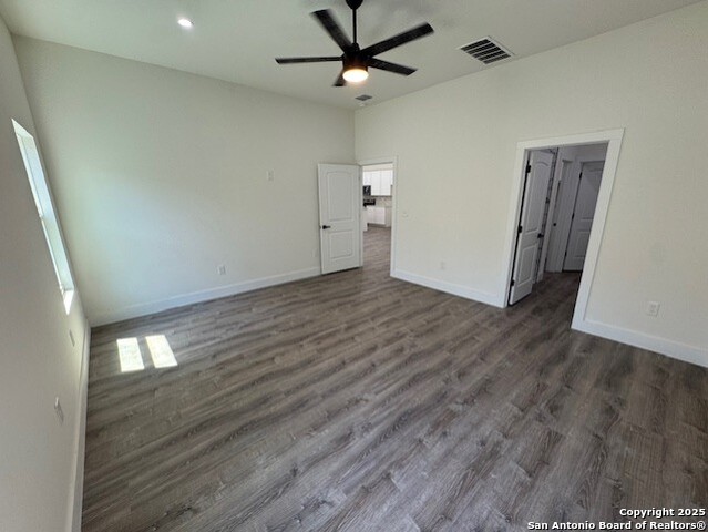 Image 31 of 35 For 664 Rolling Hills