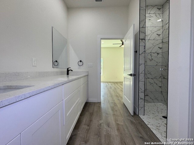 Image 32 of 35 For 664 Rolling Hills