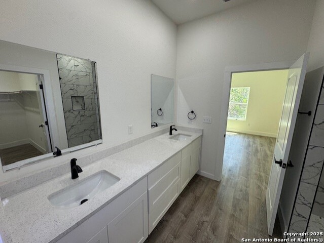 Image 33 of 35 For 664 Rolling Hills