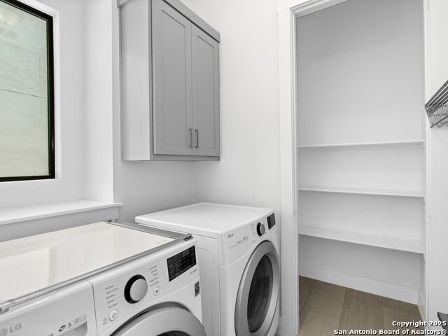 Listing photo id 16 for 825 Saint Mary's Street N 102