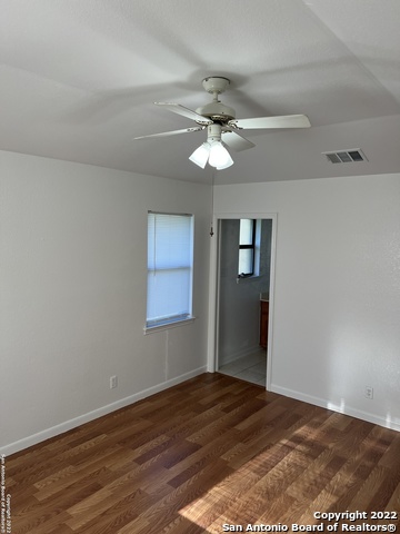 Image 7 of 14 For 326 Elm Dr  