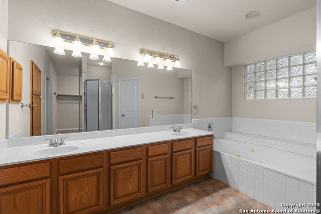 Image 22 of 55 For 106 Oak Valley Dr
