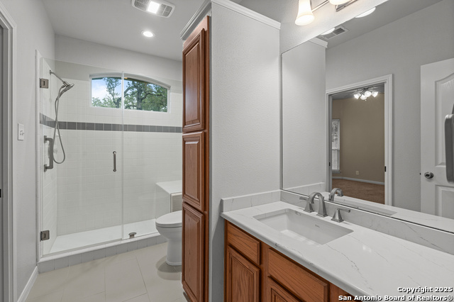 Image 27 of 55 For 106 Oak Valley Dr