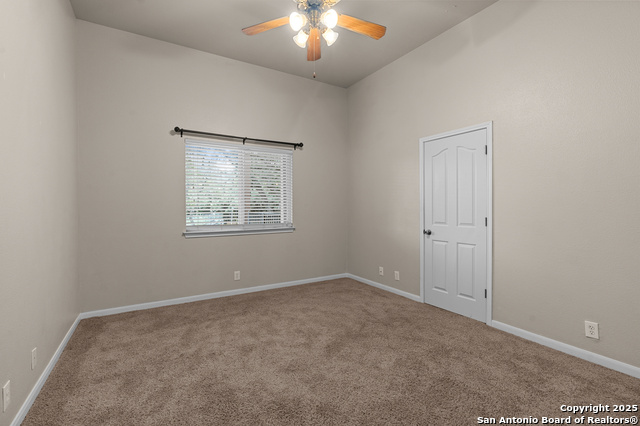 Image 31 of 55 For 106 Oak Valley Dr
