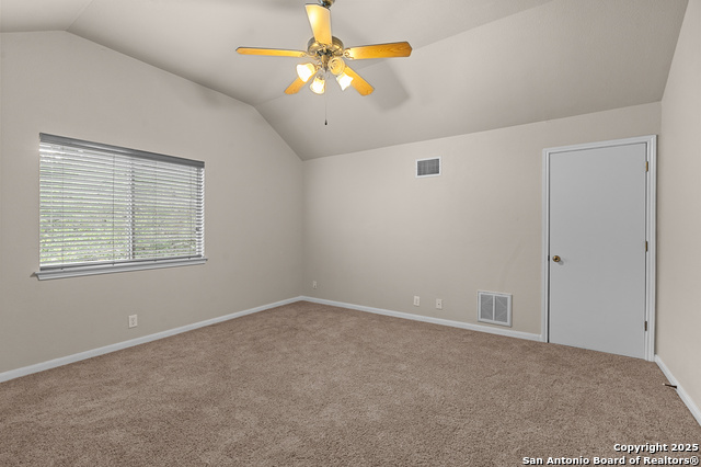 Image 34 of 55 For 106 Oak Valley Dr