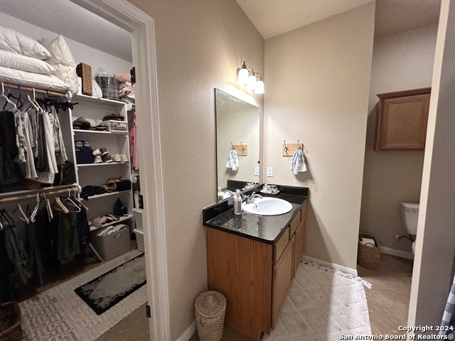 Image 10 of 17 For 619 Lindheimer St