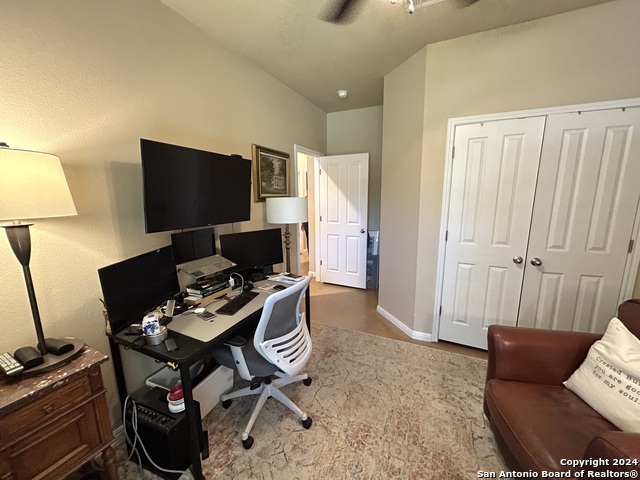 Image 15 of 17 For 619 Lindheimer St