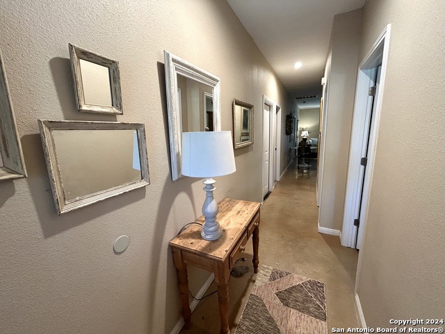 Image 3 of 17 For 619 Lindheimer St