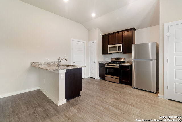 Image 7 of 17 For 10575 Penelope Way