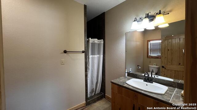 Listing photo id 10 for 888 Tierra Linda Dr