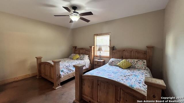 Listing photo id 7 for 888 Tierra Linda Dr
