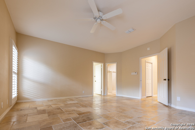 Listing photo id 30 for 6 Cottesmore Ct