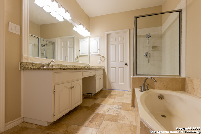 Listing photo id 34 for 6 Cottesmore Ct