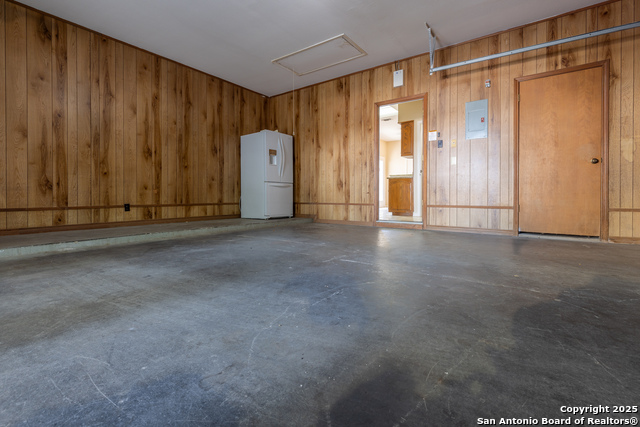 Listing photo id 37 for 6 Cottesmore Ct