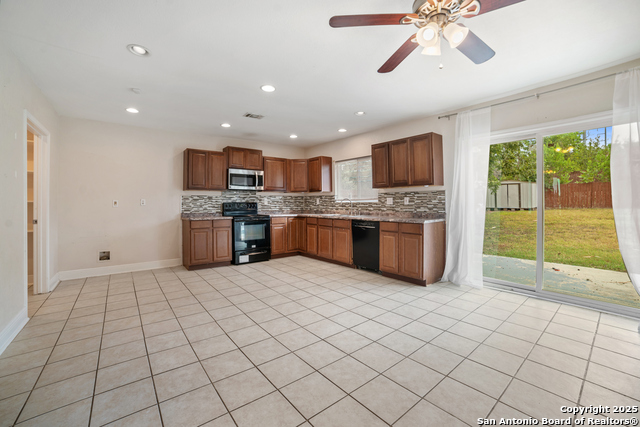 Image 10 of 22 For 279 Chesswood