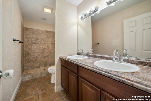 Image 14 of 22 For 279 Chesswood