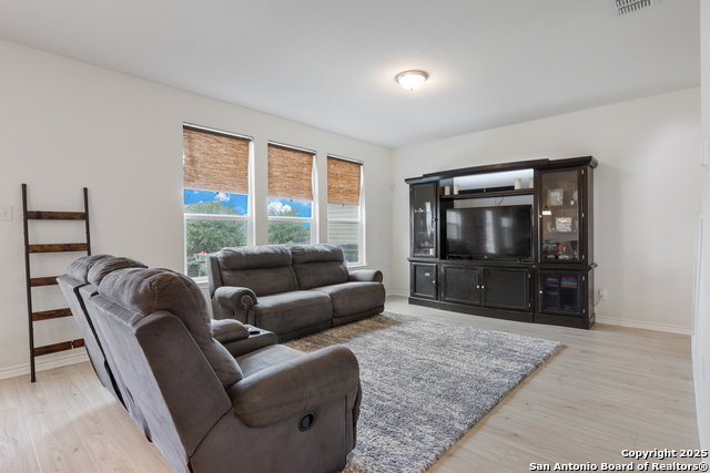 Image 4 of 14 For 8443 Fortuna Valley