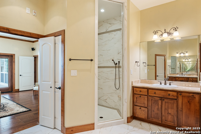 Image 21 of 49 For 5816 Keller Ridge