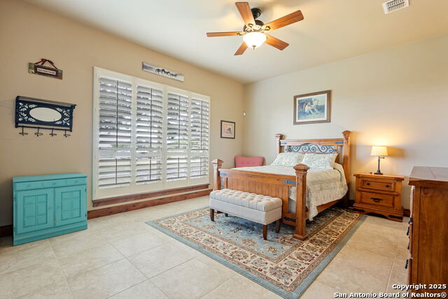 Image 23 of 49 For 5816 Keller Ridge