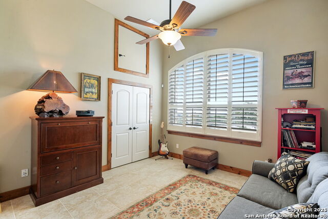 Image 24 of 49 For 5816 Keller Ridge