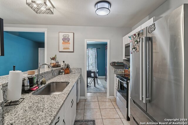 Image 10 of 39 For 4023 Goshen Pass