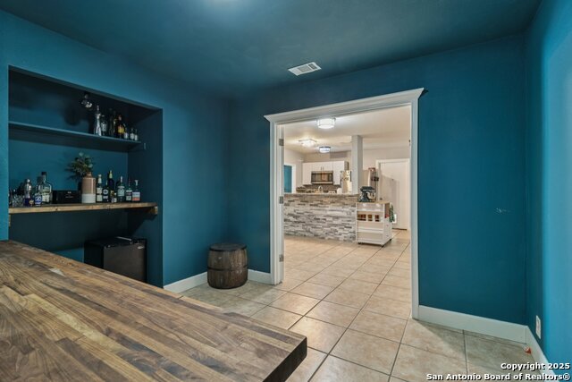 Image 16 of 39 For 4023 Goshen Pass