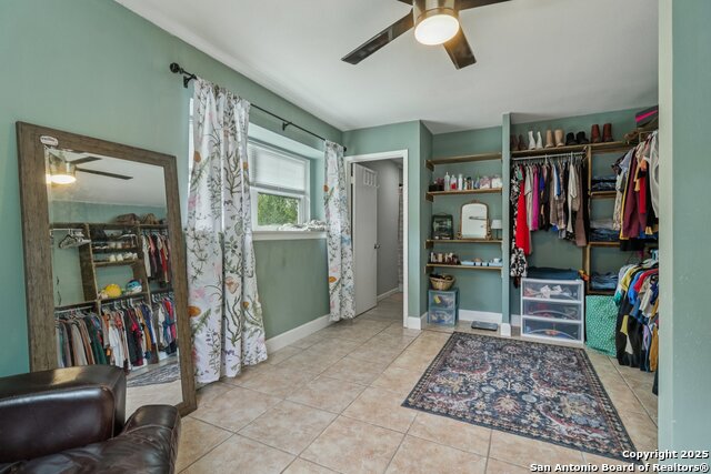 Image 26 of 39 For 4023 Goshen Pass