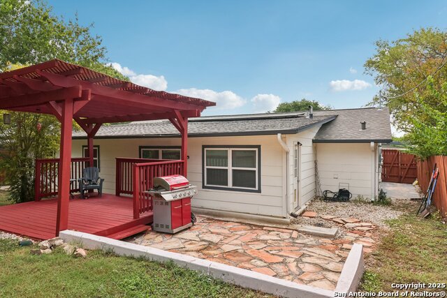 Image 29 of 39 For 4023 Goshen Pass