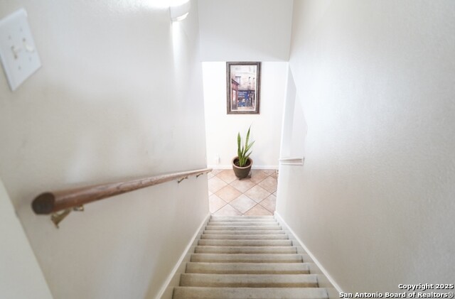 Listing photo id 9 for 9259 Ridge Breeze