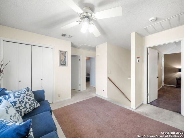 Listing photo id 10 for 9259 Ridge Breeze