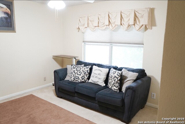 Listing photo id 11 for 9259 Ridge Breeze