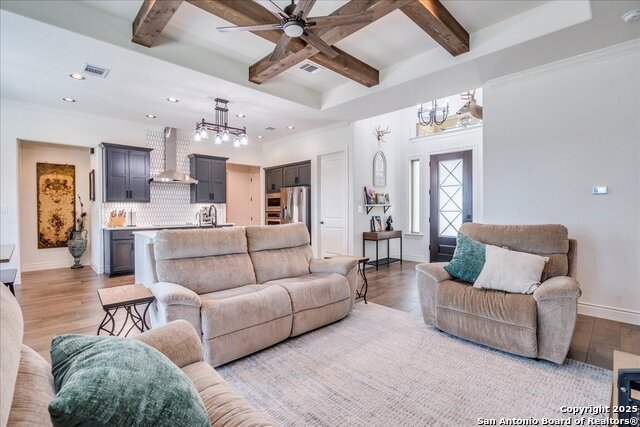 Listing photo id 11 for 267 Eagle Rock