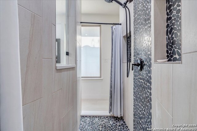 Listing photo id 18 for 267 Eagle Rock