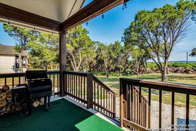 Listing photo id 25 for 267 Eagle Rock