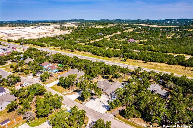 Listing photo id 35 for 267 Eagle Rock