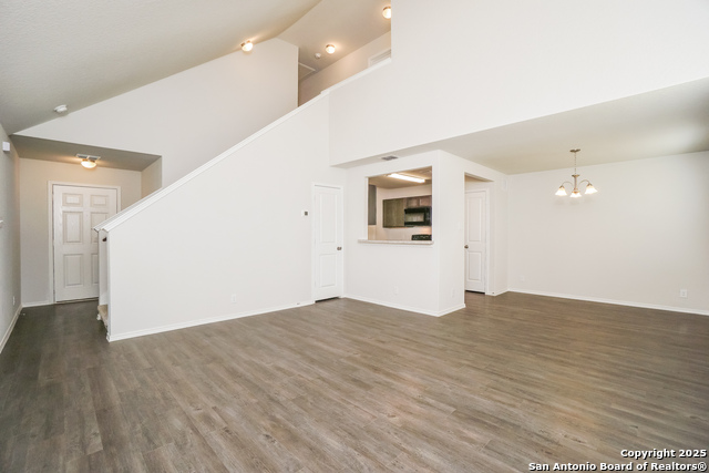 Image 5 of 15 For 2303 Applewhite Meadow