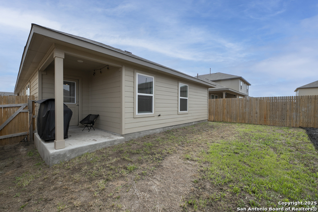 Image 23 of 26 For 2857 Wolfcreek