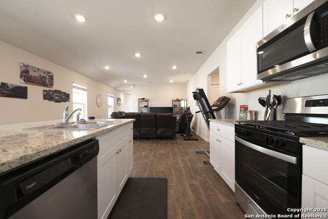 Image 3 of 26 For 2857 Wolfcreek