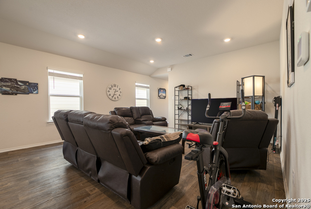 Image 9 of 26 For 2857 Wolfcreek